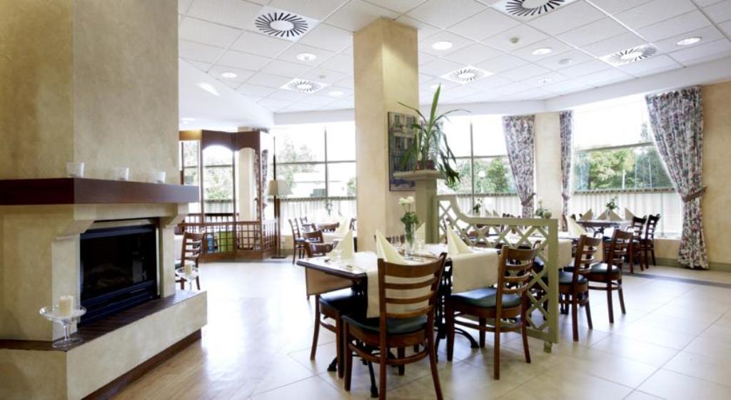 Campanile Poznan Hotel Kültér fotó